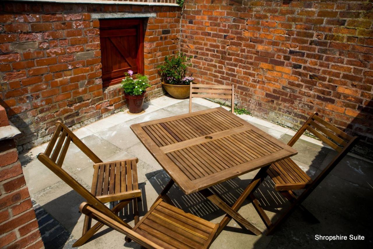 The Golden Lion Inn Bridgnorth Esterno foto
